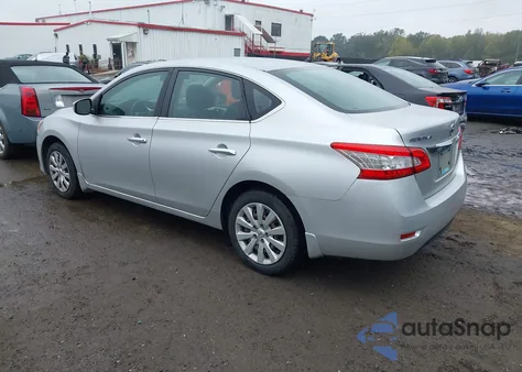 2015 Nissan Sentra S z USA, uszkodzony, nr VIN 3N1AB7AP7FY325667